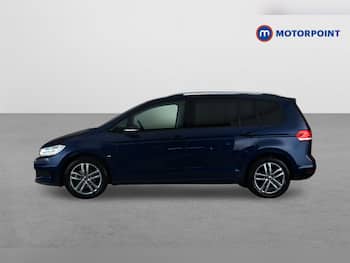 Used Volkswagen Touran 2025 for sale - 79816418: Photo