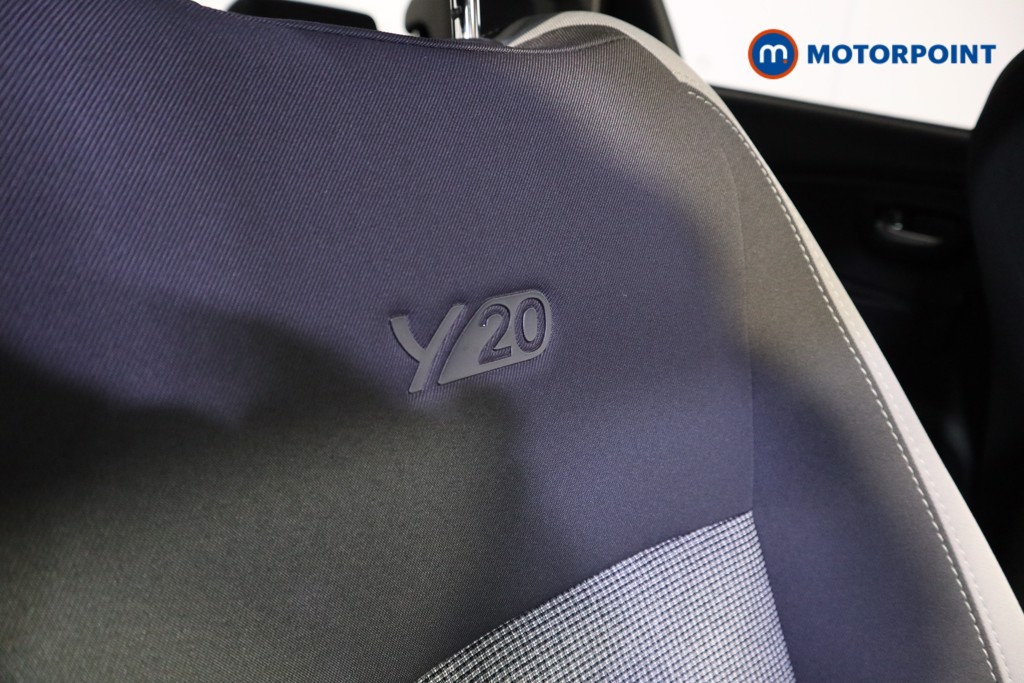 Used Toyota Yaris 2020 for sale - 76895737: Photo 22