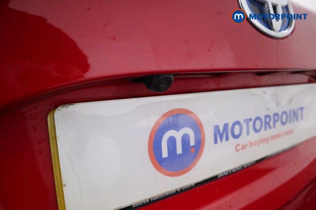 Used Toyota Yaris 2020 for sale - 76895737: Photo 32