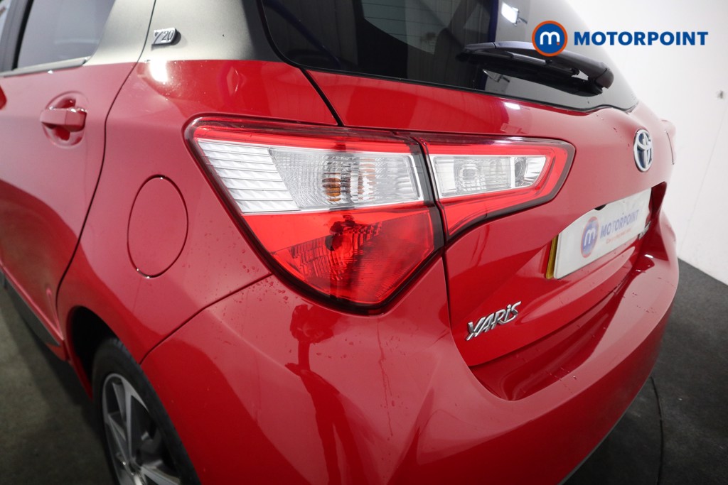 Used Toyota Yaris 2020 for sale - 76895737: Photo 33
