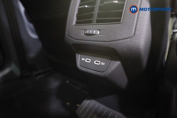Used Volkswagen T-Roc 2024 for sale - 76181677: Photo 26