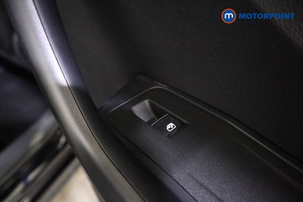 Used Volkswagen T-Roc 2024 for sale - 76181677: Photo 27
