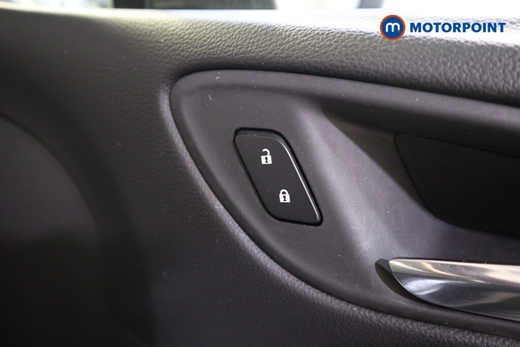 Used Vauxhall Astra 2018 for sale - 77701672: Photo 20