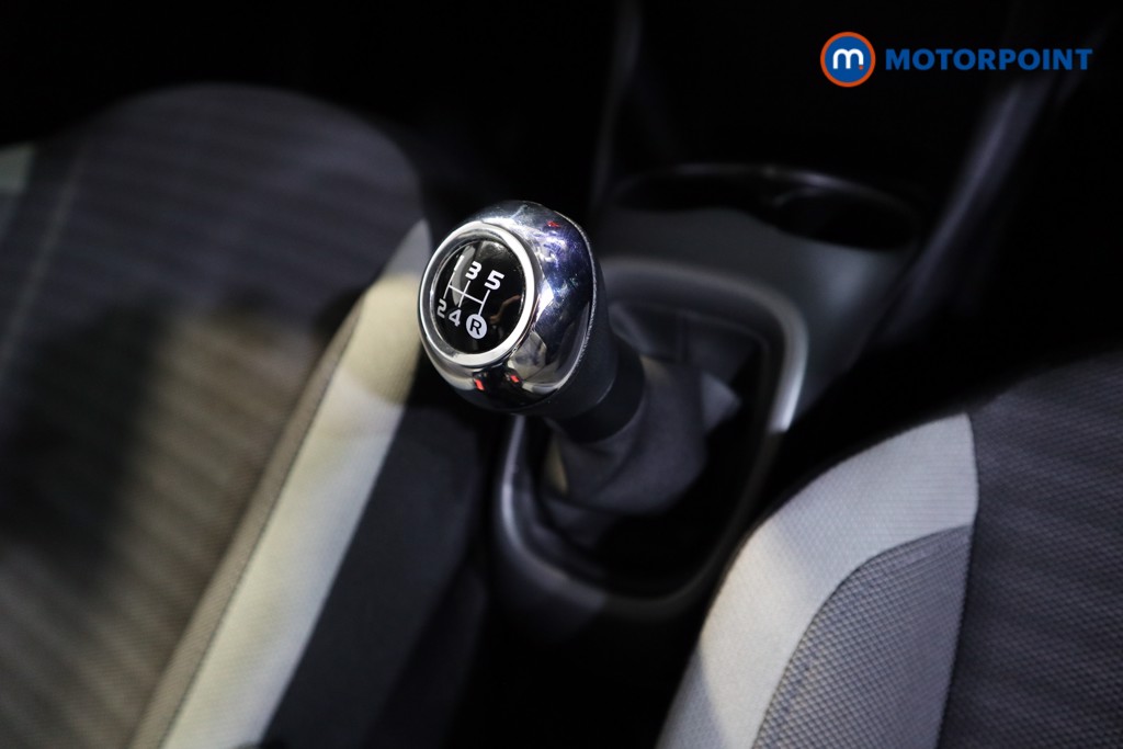 Used Toyota AYGO 2018 for sale - 77199127: Photo 16