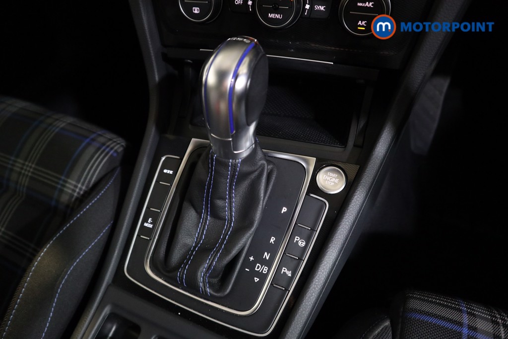 Used Volkswagen Golf 2016 for sale - 76468020: Photo 19