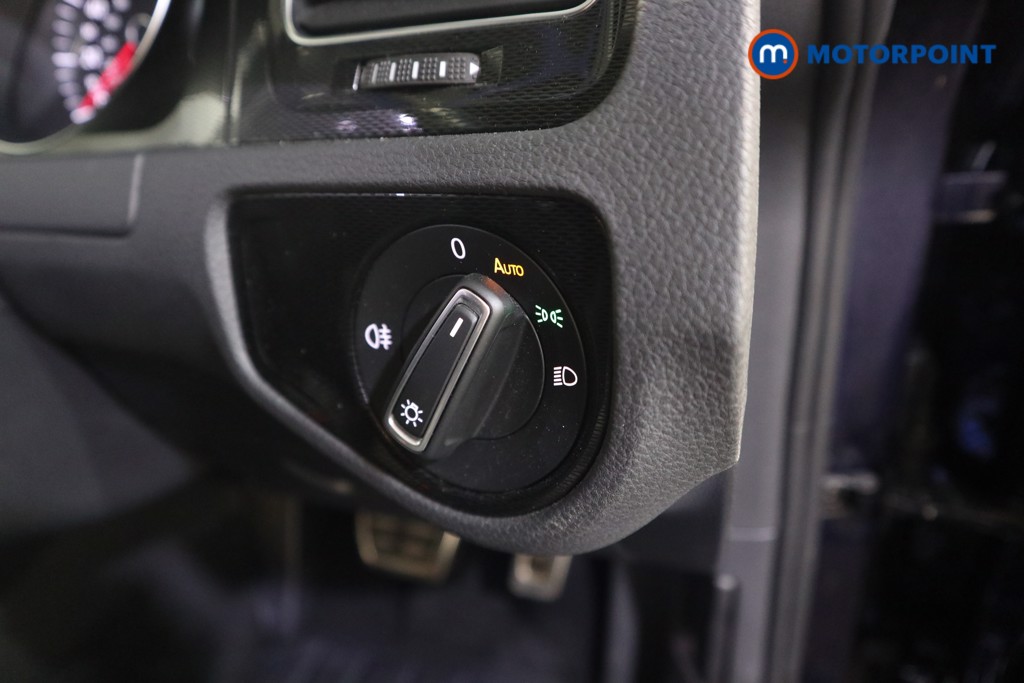 Used Volkswagen Golf 2016 for sale - 76468020: Photo 20