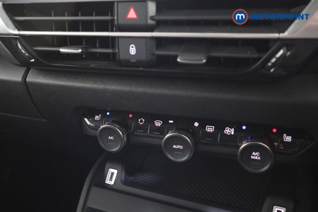 Used Citroen C4 2023 for sale - 77878474: Photo 15