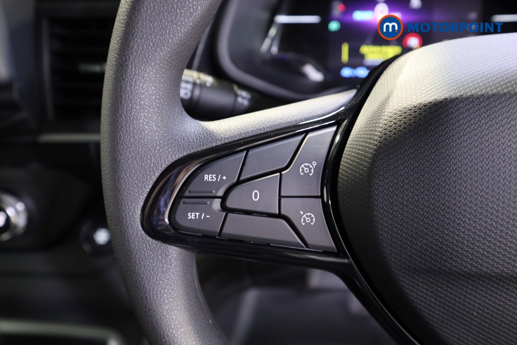 Used Renault Trafic 2025 for sale - 77171299: Photo 11