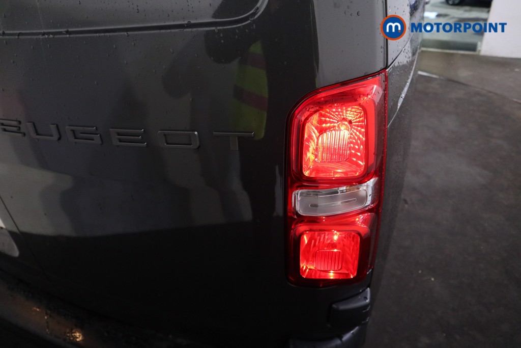 Used Peugeot Expert 2025 for sale - 77916702: Photo 35