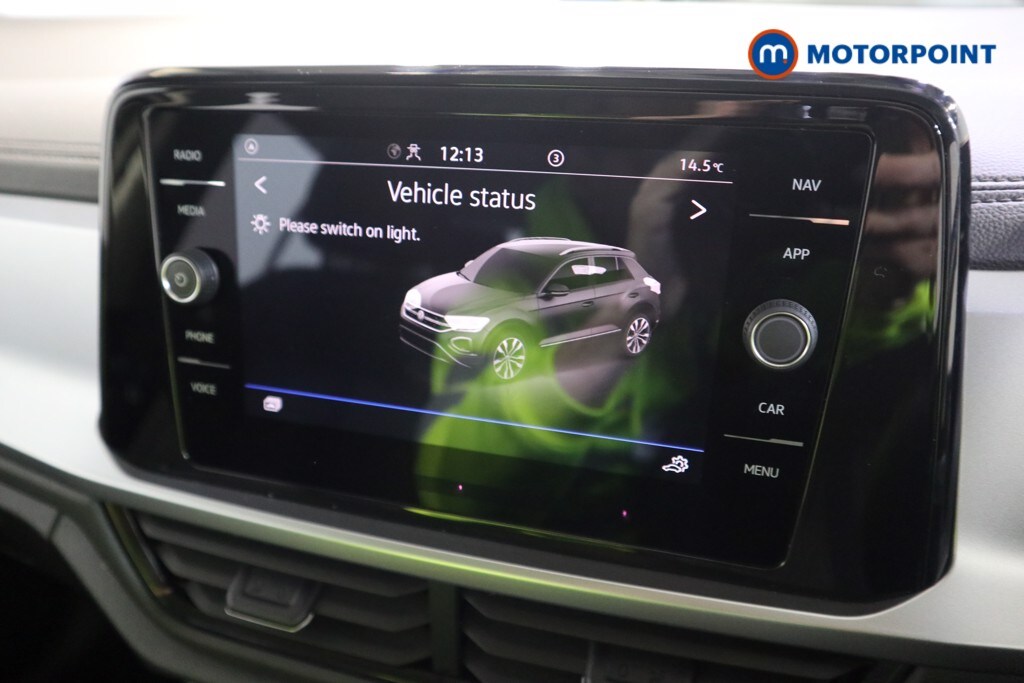 Used Volkswagen T-Roc 2023 for sale - 77845996: Photo 14