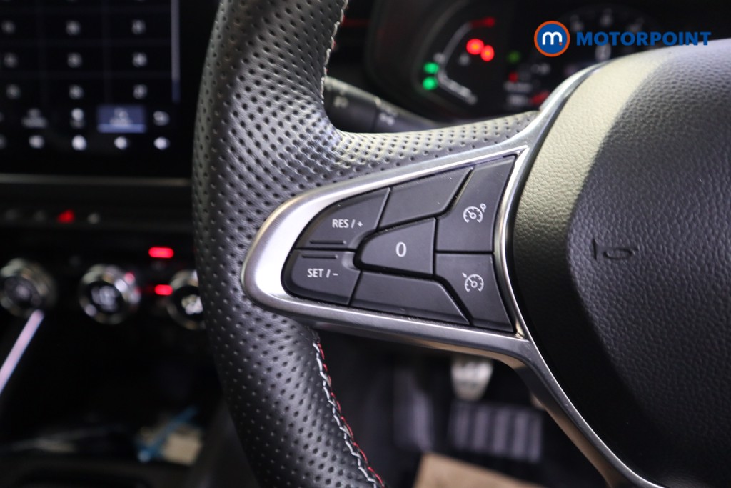 Used Renault Clio 2022 for sale - 76934094: Photo 13