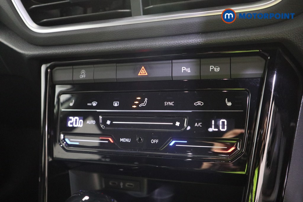 Used Volkswagen T-Roc 2023 for sale - 78180552: Photo 16