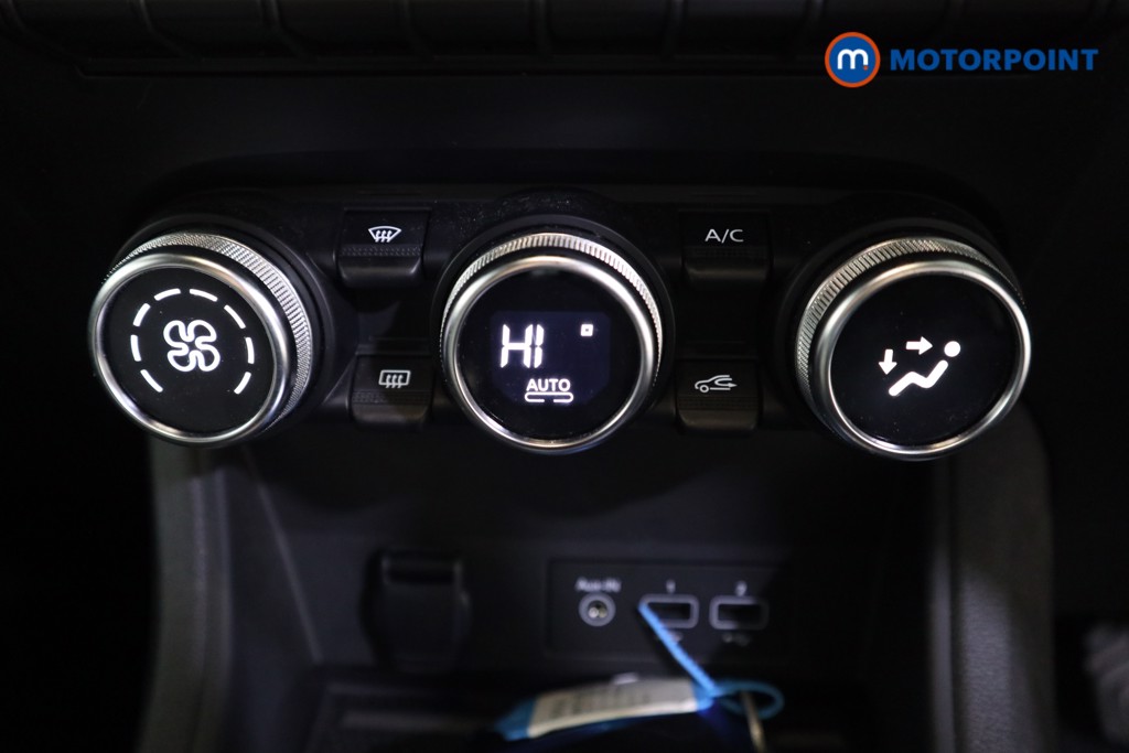 Used Renault Captur 2022 for sale - 76723310: Photo 15