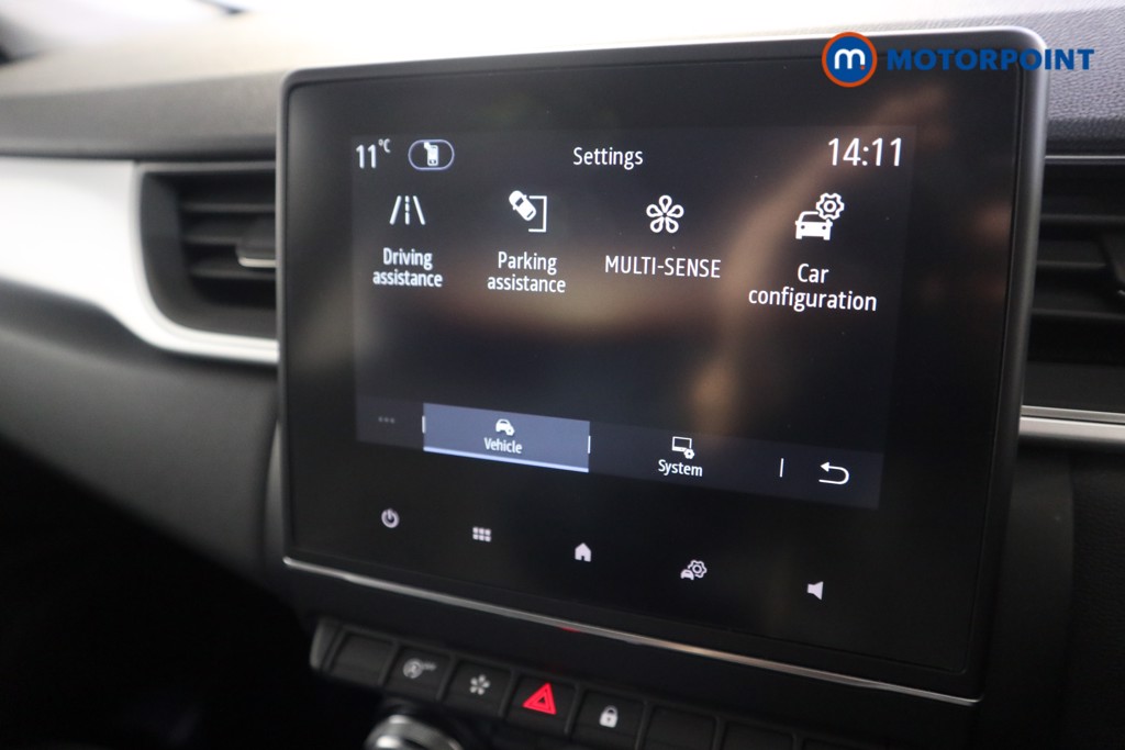 Used Renault Captur 2024 for sale - 76782729: Photo 15