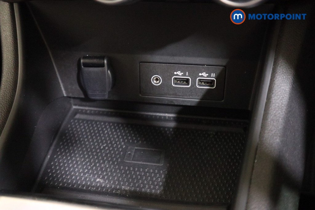 Used Renault Captur 2024 for sale - 76782729: Photo 17