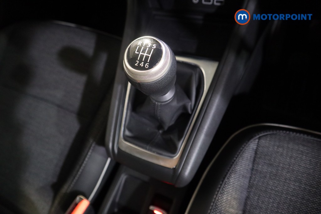 Used Renault Captur 2024 for sale - 76782729: Photo 18