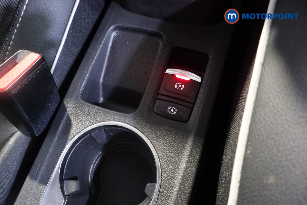 Used Renault Captur 2024 for sale - 76782729: Photo 19