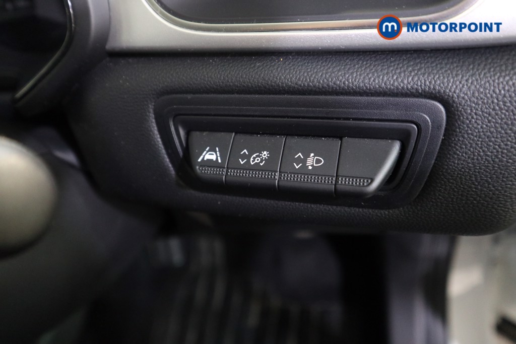 Used Renault Captur 2024 for sale - 76782729: Photo 20