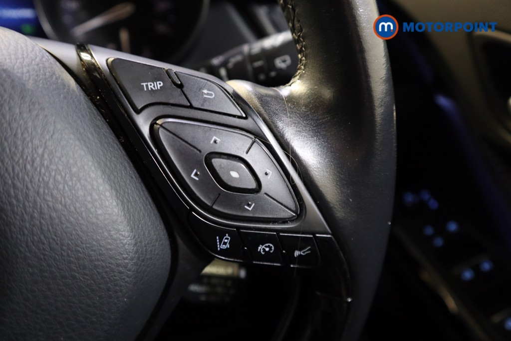 Used Toyota C-HR 2018 for sale - 77904125: Photo 12