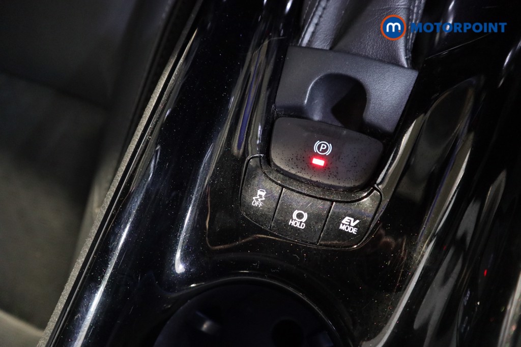 Used Toyota C-HR 2018 for sale - 77904125: Photo 17