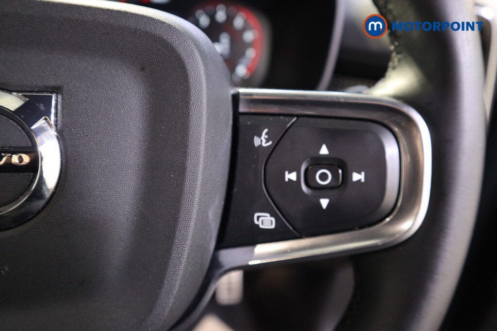 Used Volvo XC40 for sale - 78091449: Photo 9