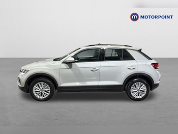 Used Volkswagen T-Roc 2024 for sale - 78630811: Photo