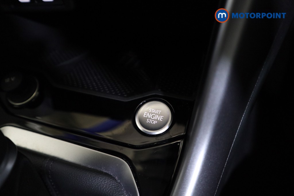 Used Volkswagen T-Roc 2025 for sale - 76980212: Photo 16