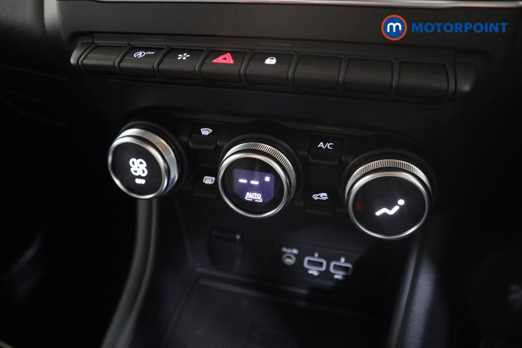 Used Renault Captur 2021 for sale - 76339342: Photo 16