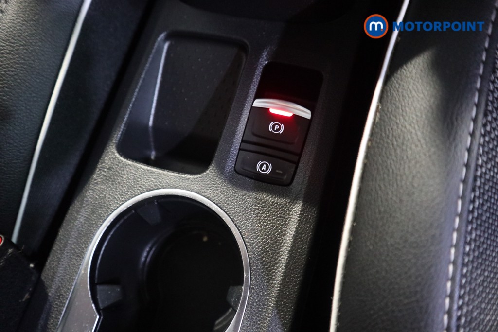 Used Renault Captur 2021 for sale - 76339342: Photo 19