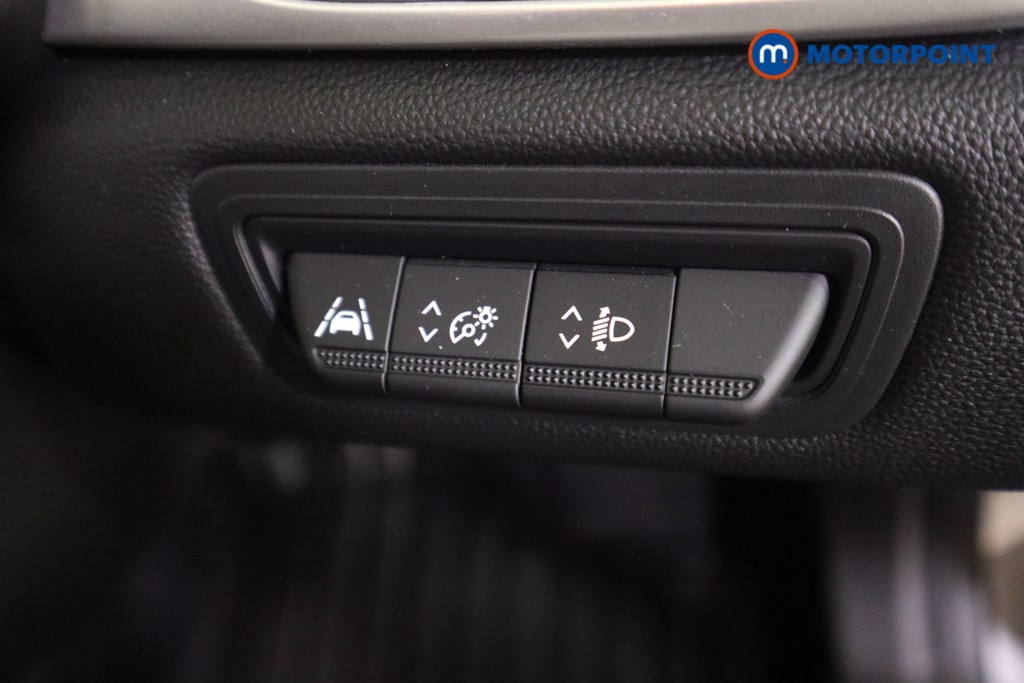 Used Renault Captur 2021 for sale - 76339342: Photo 20
