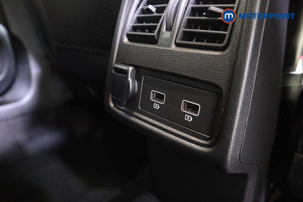 Used Renault Captur 2021 for sale - 76339342: Photo 24