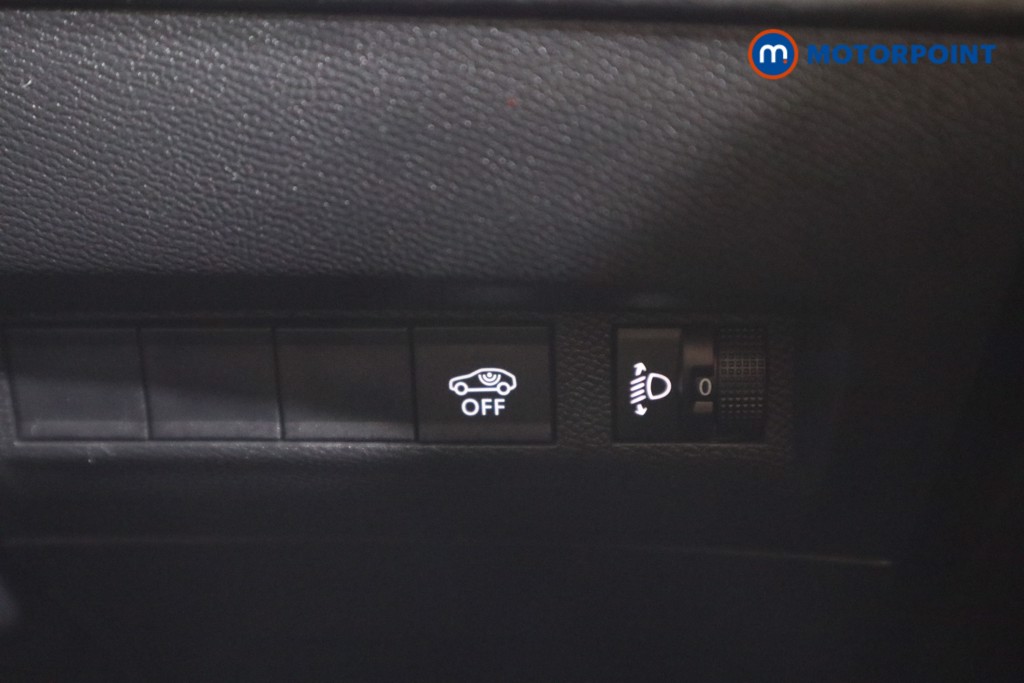 Used Peugeot 2008 2023 for sale - 77297682: Photo 15