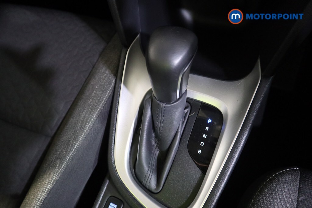 Used Toyota Yaris Cross 2023 for sale - 76232031: Photo 18
