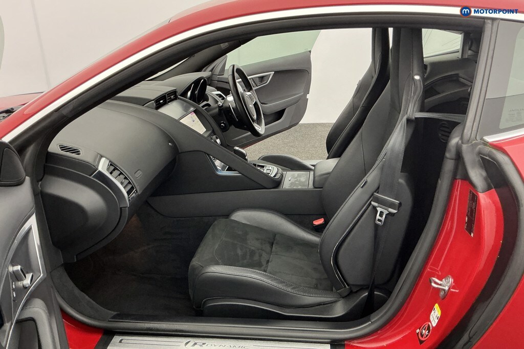 Used Jaguar F-Type 2019 for sale - 77772447: Photo 17