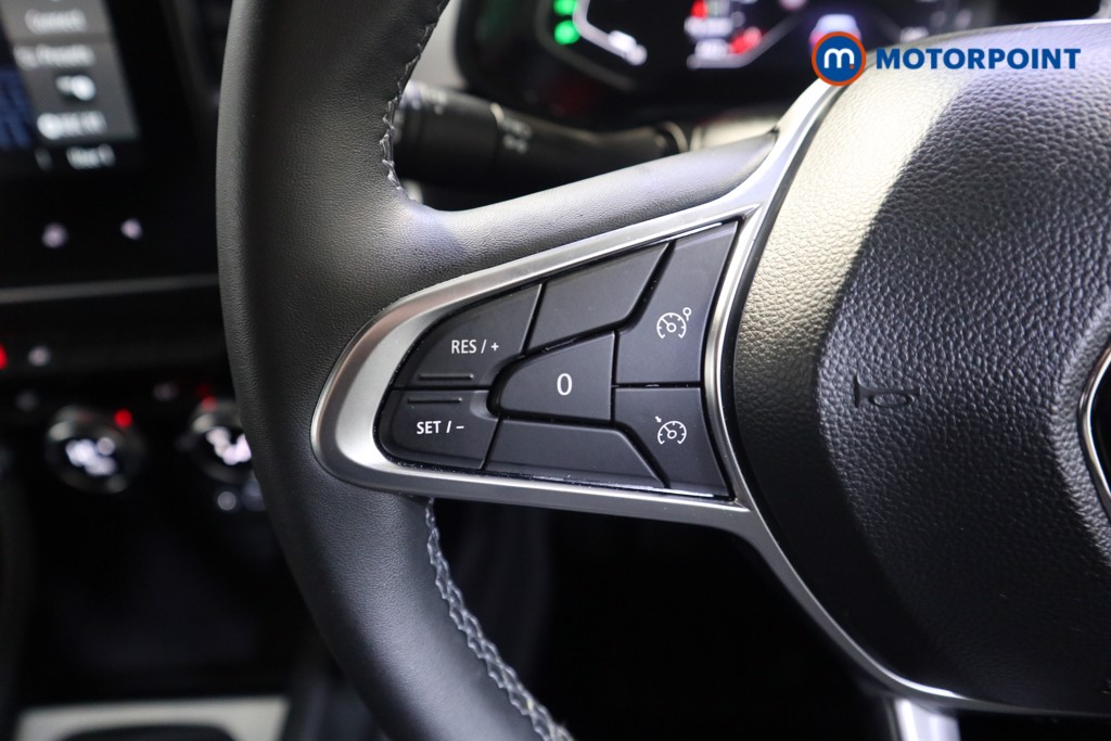 Used Renault Captur 2024 for sale - 76638271: Photo 11