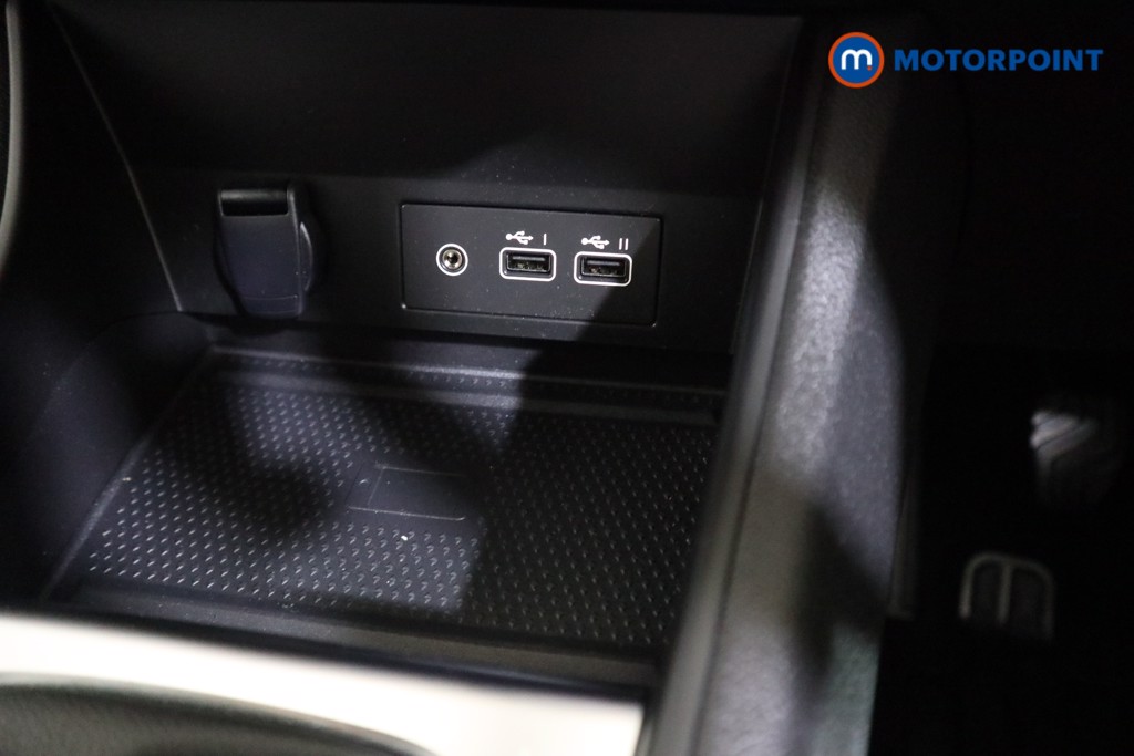 Used Renault Captur 2024 for sale - 76638271: Photo 17