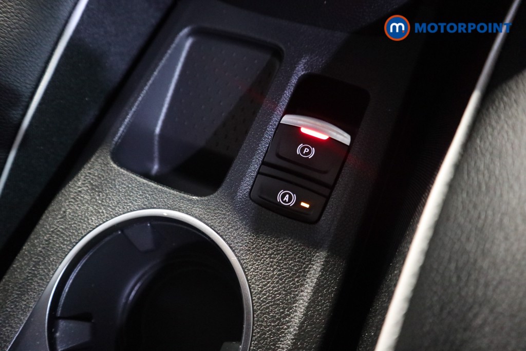 Used Renault Captur 2024 for sale - 76638271: Photo 19