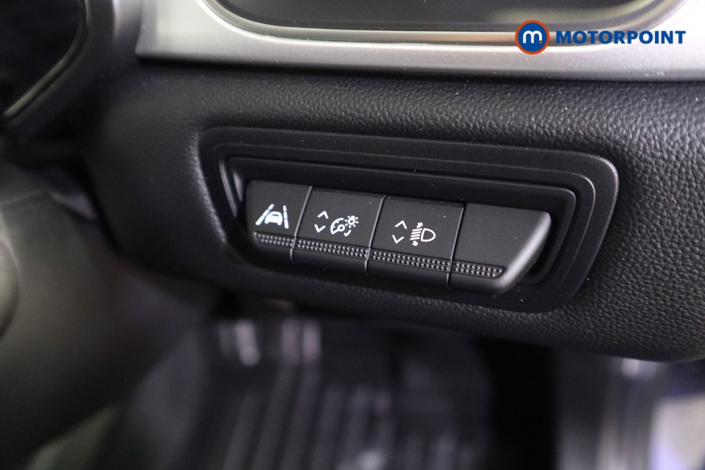 Used Renault Captur 2024 for sale - 76638271: Photo 20