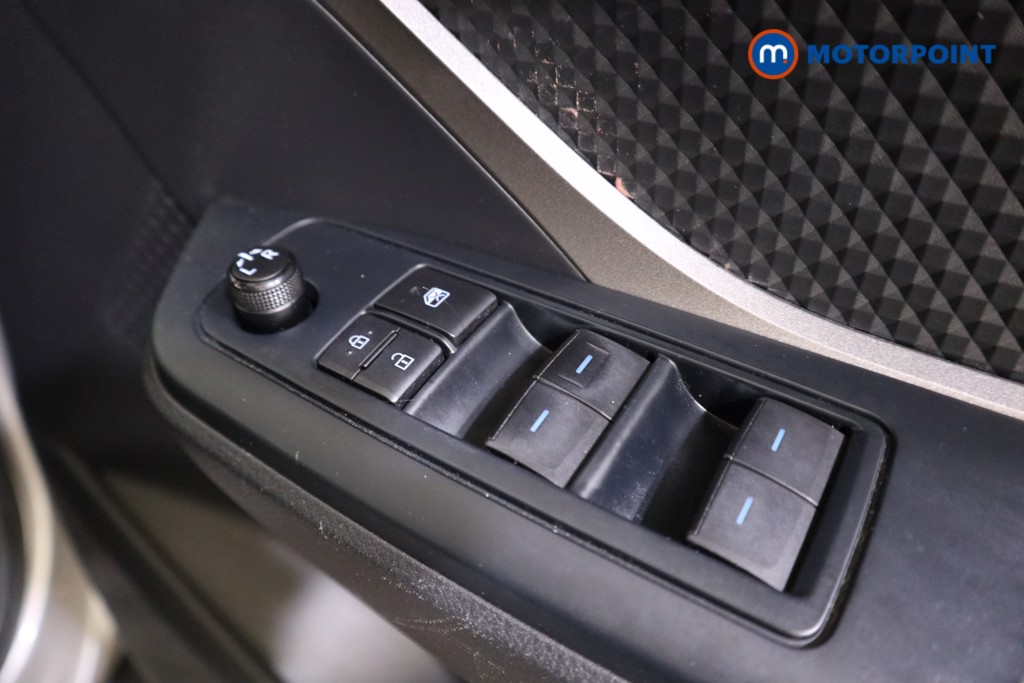 Used Toyota C-HR 2022 for sale - 77199096: Photo 19