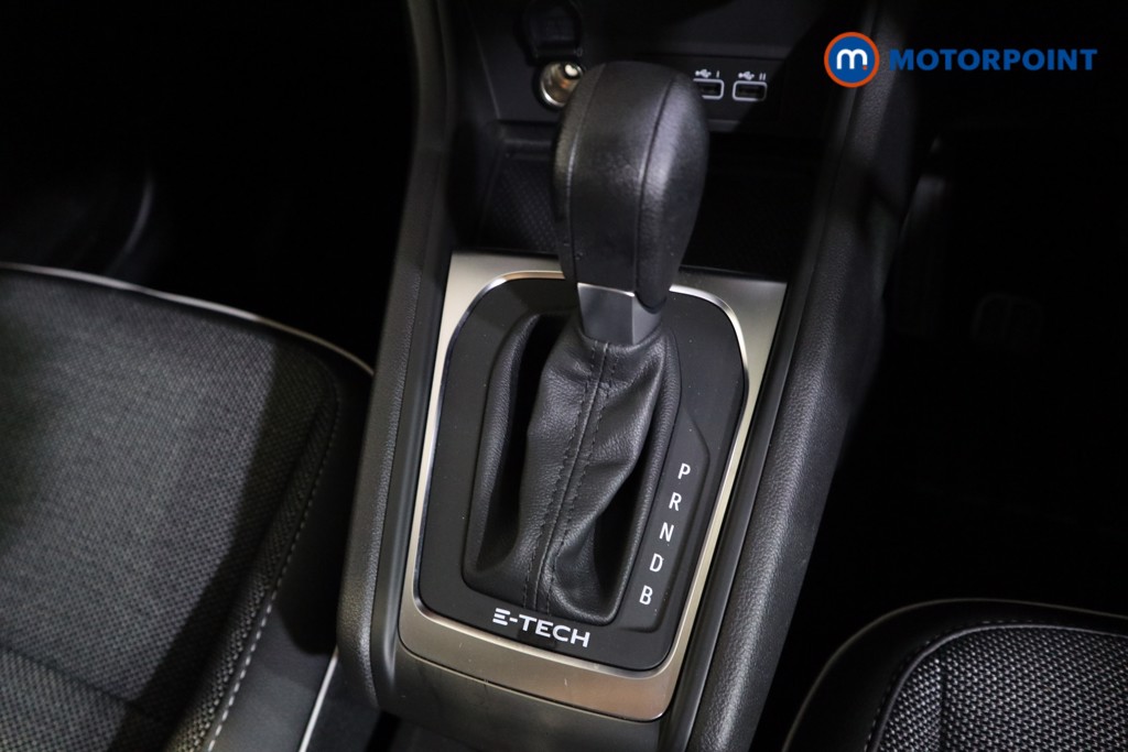 Used Renault Captur 2023 for sale - 77002256: Photo 17