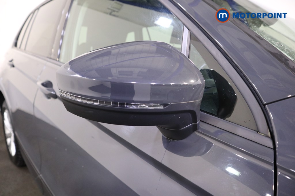 Used Volkswagen Tiguan 2019 for sale - 76909000: Photo 32