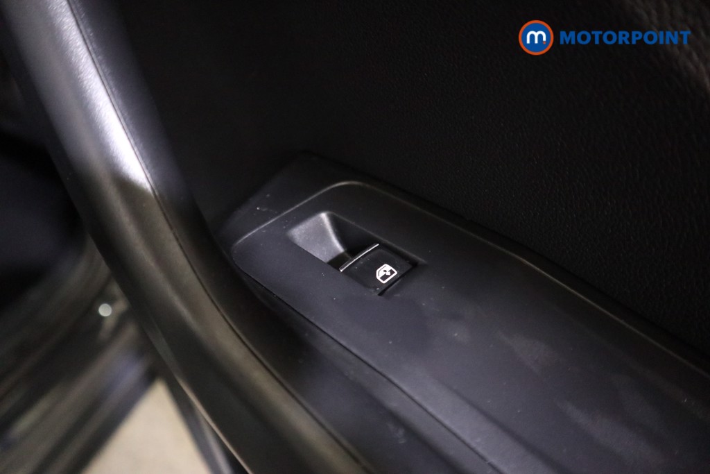 Used Volkswagen T-Roc 2020 for sale - 76792623: Photo 28