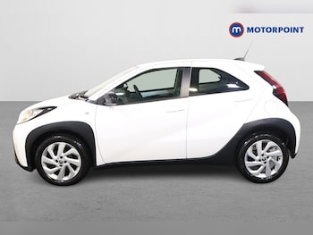 Used Toyota Aygo X 2022 for sale - 76792617: Photo