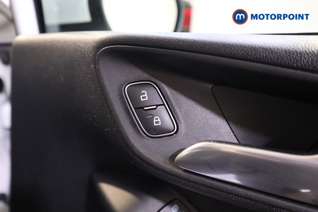 Used Ford Fiesta 2020 for sale - 77249011: Photo 20