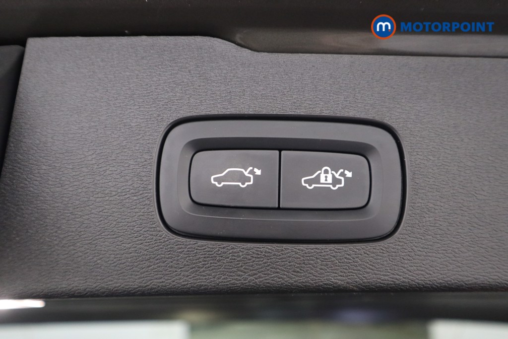 Used Volvo V60 2022 for sale - 77779173: Photo 34