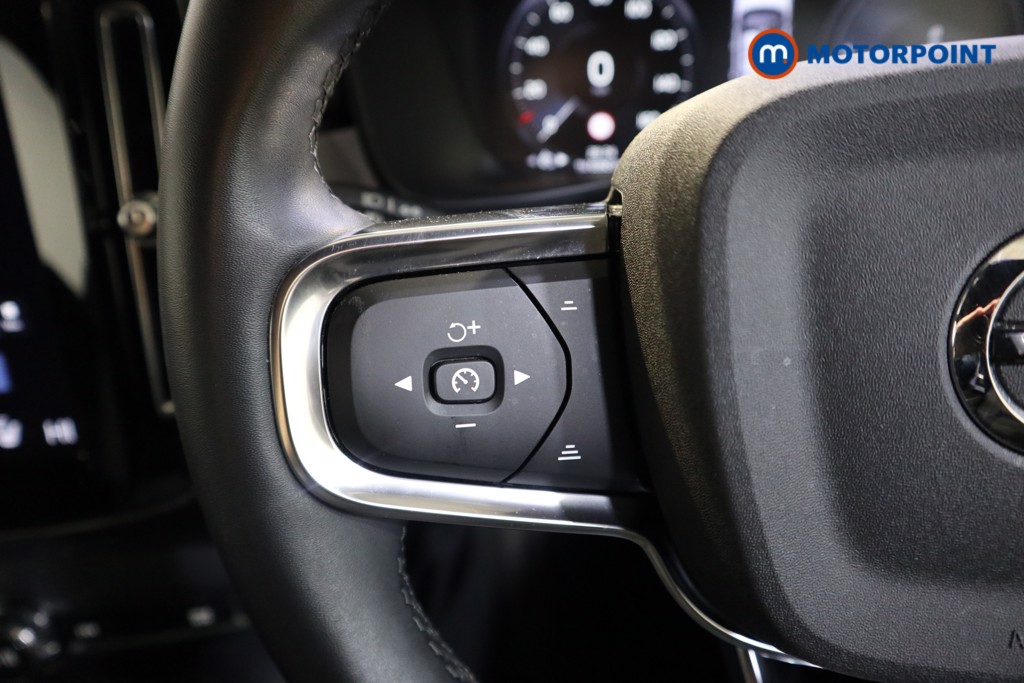 Used Volvo XC40 2022 for sale - 77327110: Photo 11