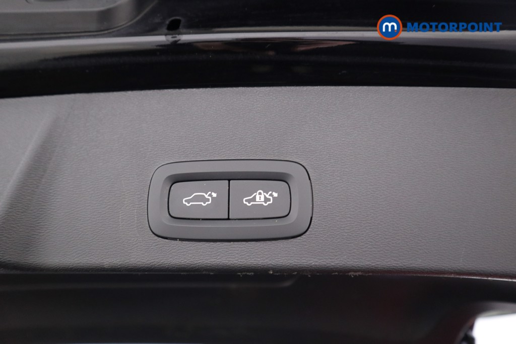 Used Volvo XC40 2022 for sale - 77327110: Photo 28