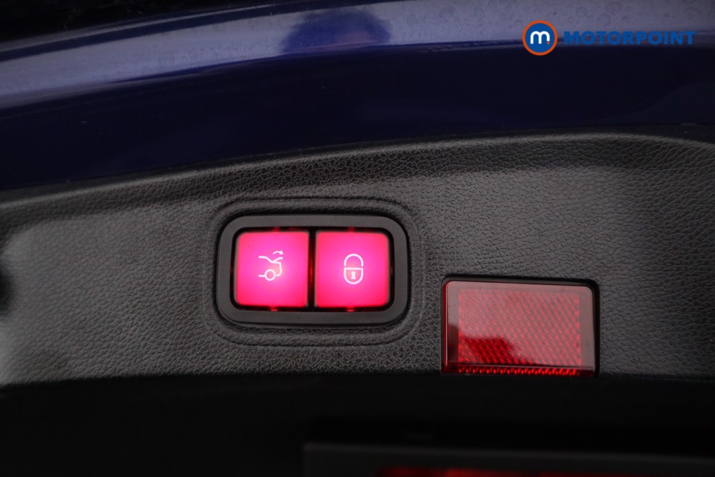 Used Mercedes-Benz C Class 2020 for sale - 76767262: Photo 28