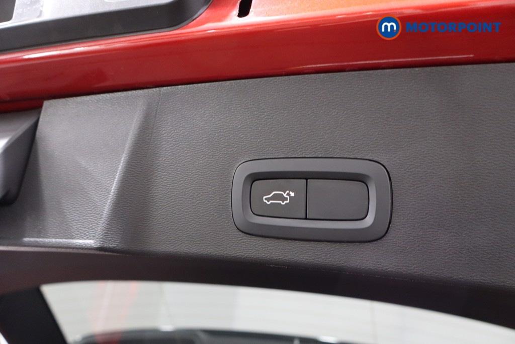 Used Volvo XC40 2020 for sale - 76862787: Photo 35