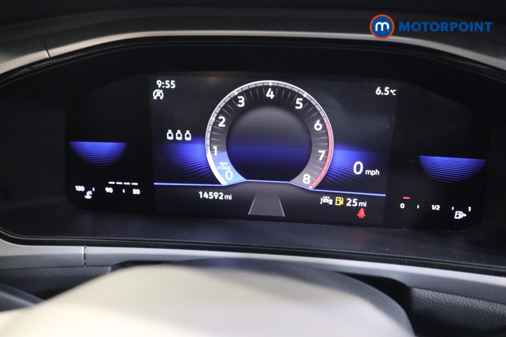 Used Volkswagen T-Roc 2023 for sale - 76819531: Photo 13